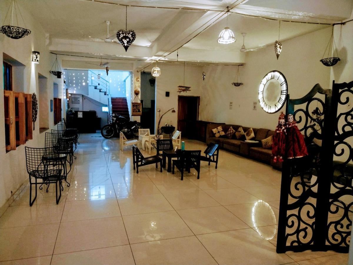 Rangbaari Stays & Cafe Jodhpur  Luaran gambar