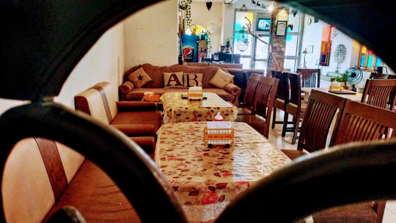 Rangbaari Stays & Cafe Jodhpur  Luaran gambar